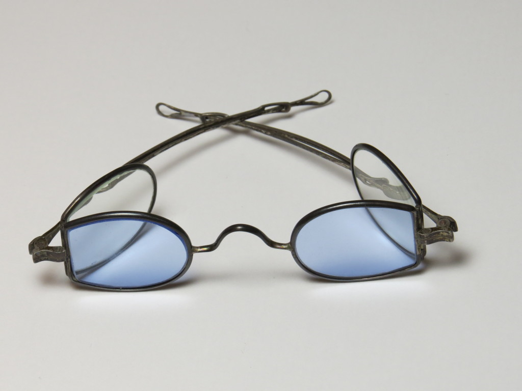 Four lens - Tinted front lenses