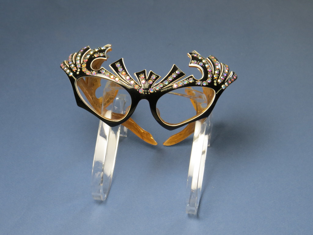 France - Hand made - 1950's